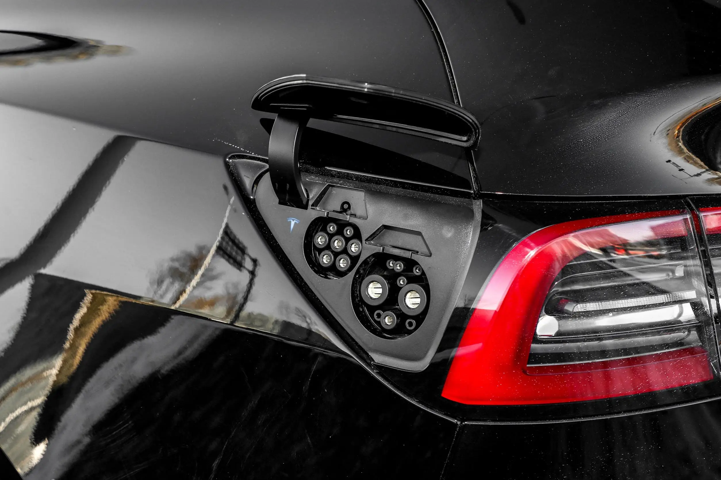 2022 Older endurance all-wheel drive version medium-sized SUV NEDC RangeMax 400km/h LHD car adult car electric car