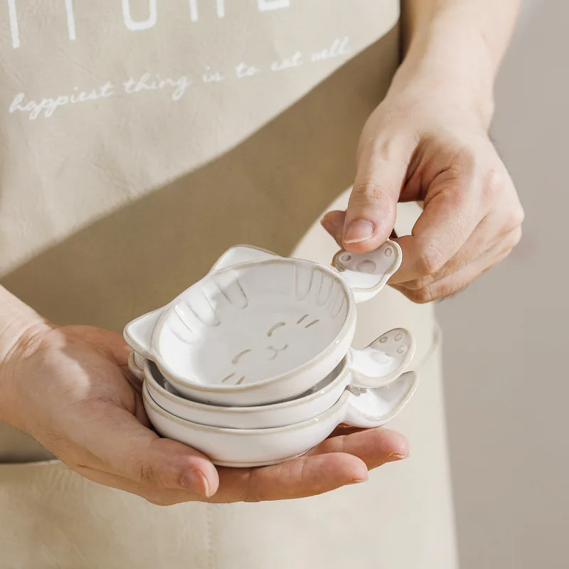 Soy sauce dish creative ceramic pure white simple sauce dish Dip dish small plate