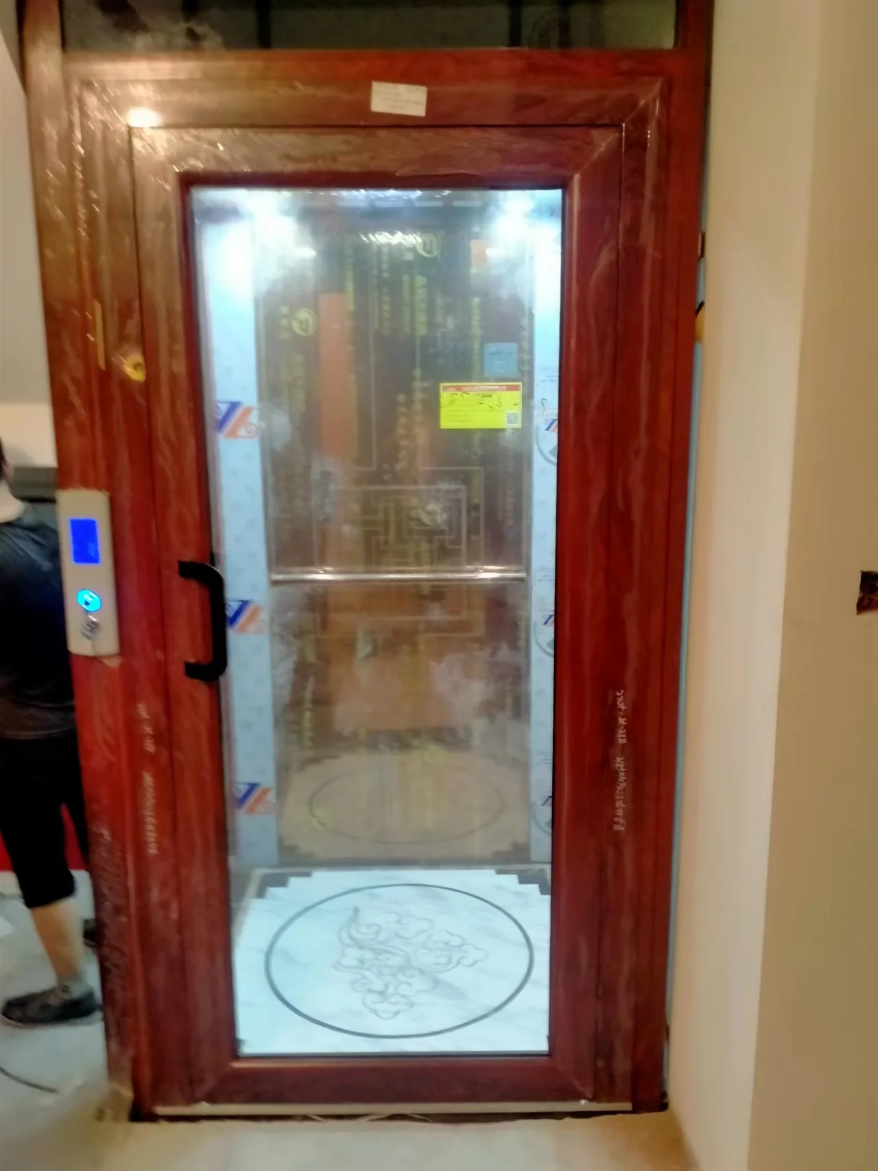 Simple Disabled Wireless Remote Control Hotel 3 Person Hydraulic Cylinder Lifting Electric Residential Small Home Elevator