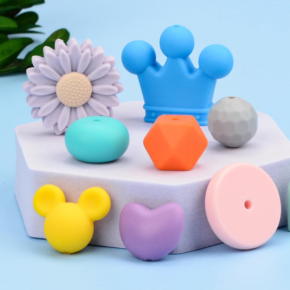 Low Moq Wholesale High Quality Food Grade Silicone Beads BPA Free Baby Teething Soft Round Silicone Heart Beads for Pacifier