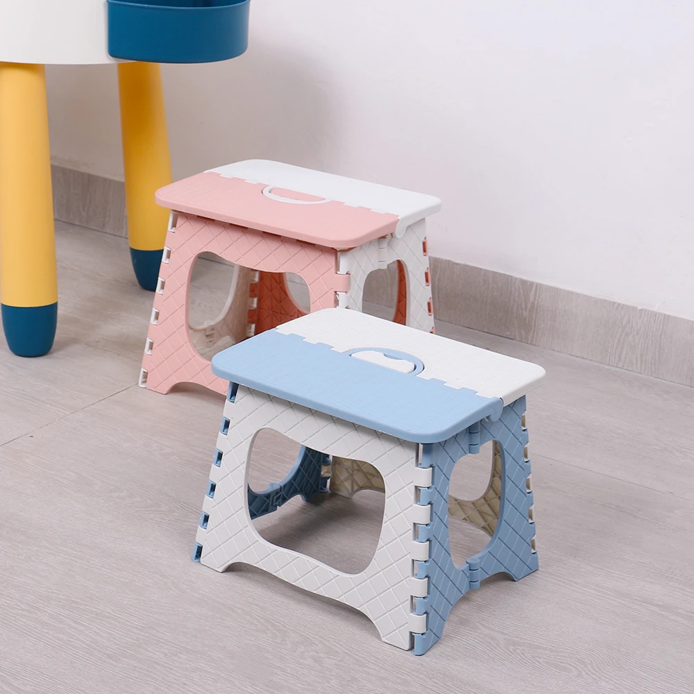2022 New Trendy Furniture Foldable Stool Plastic Foot Stool Kids and Adults Easy Carrying Holds Up To Child Step Ladder Stool