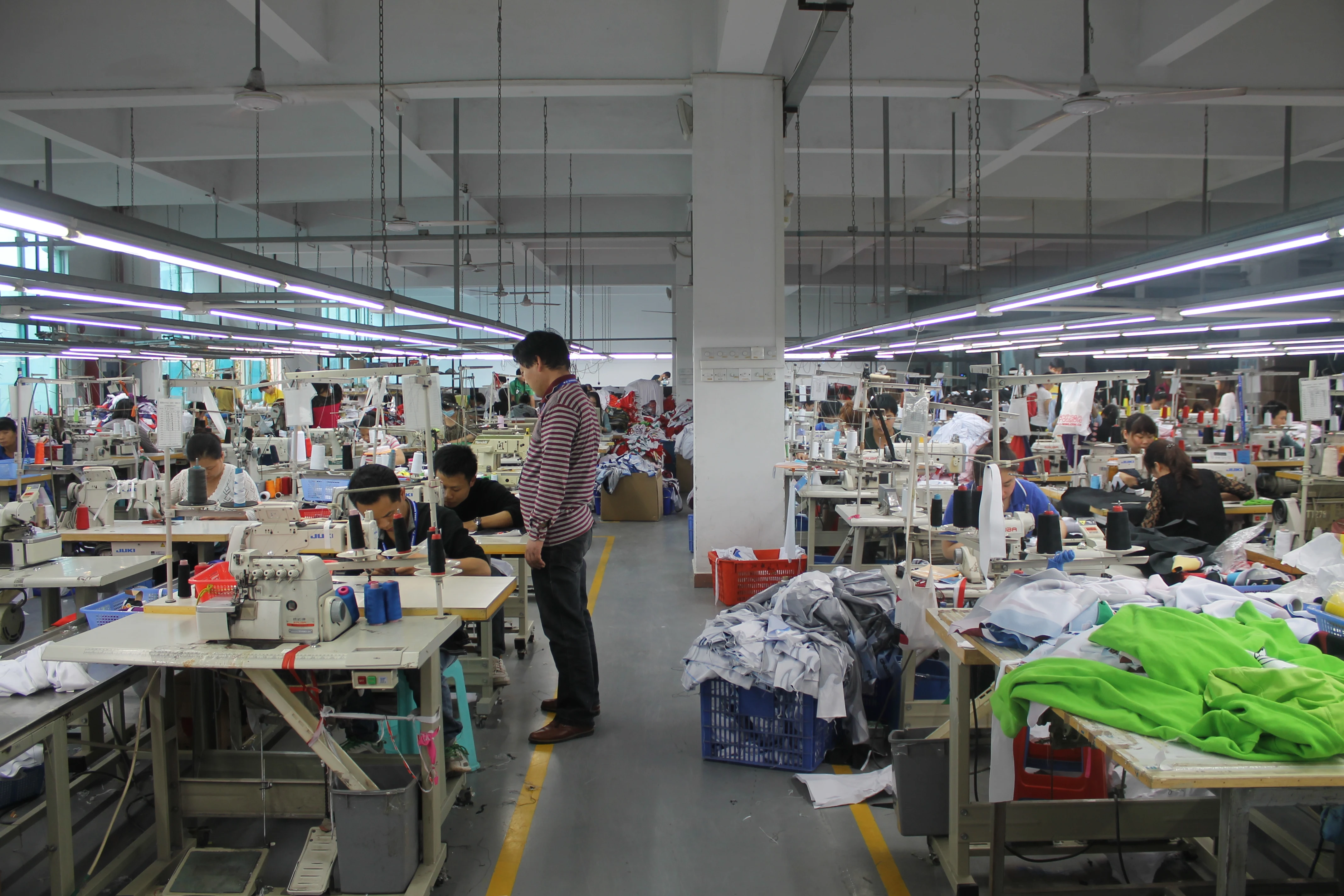 Wholesale High Quality School Uniform Skirts Girl Sleeveless Pleated Dress for Children for Girls Woven Summer Wear 50 Pcs