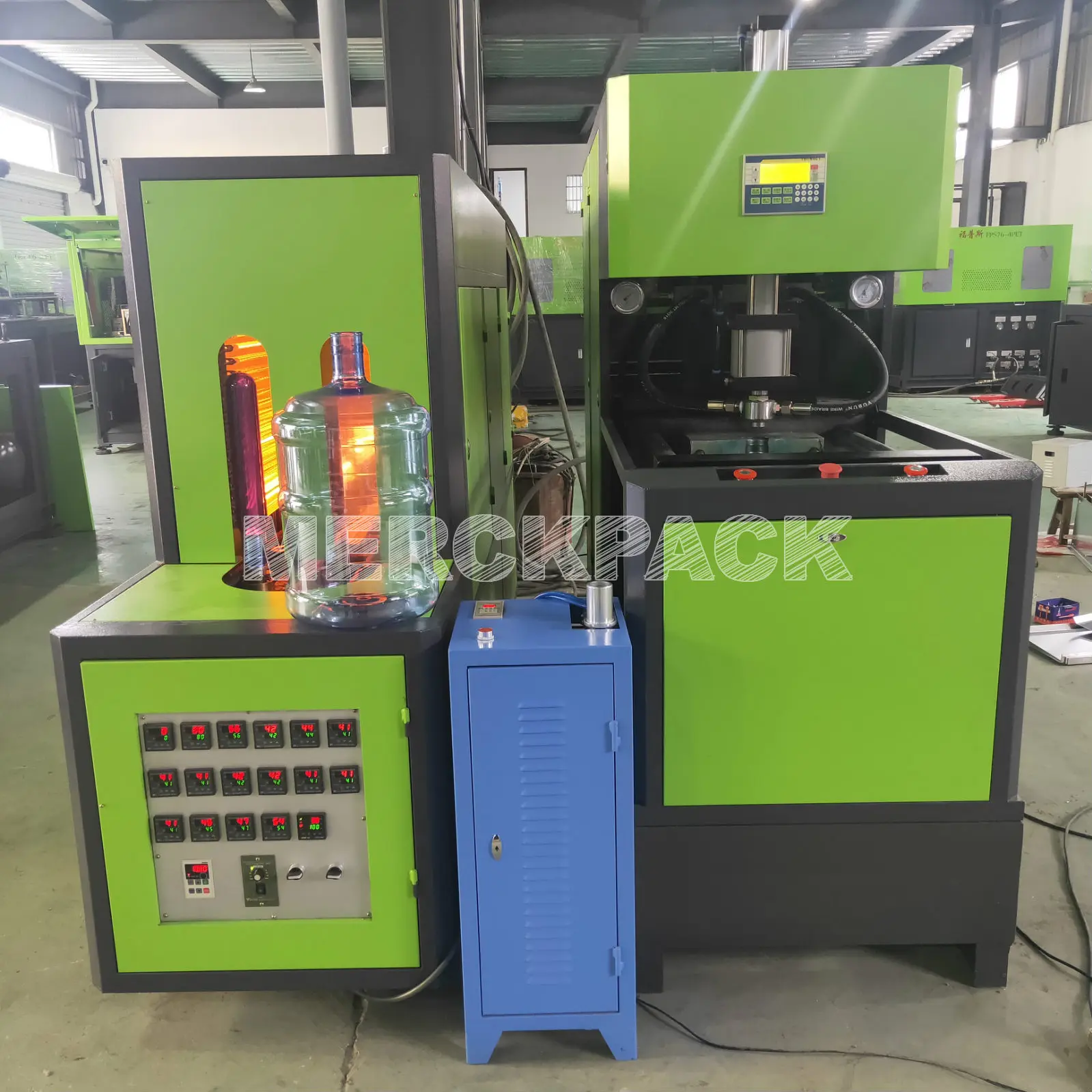 
20 Litre Blow Molding Machine / 5gallon Water Bottle Blowing Machine Price. 