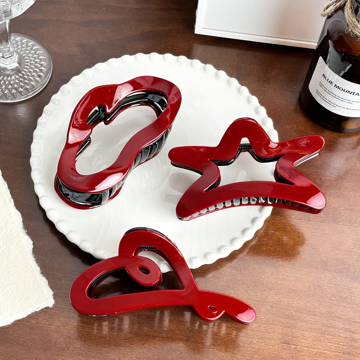 Ankela Red Series Hair Ornament Versatile Whitening Catch Clip Headpiece Shark Clip Hair Coiled Back Made of Acetate