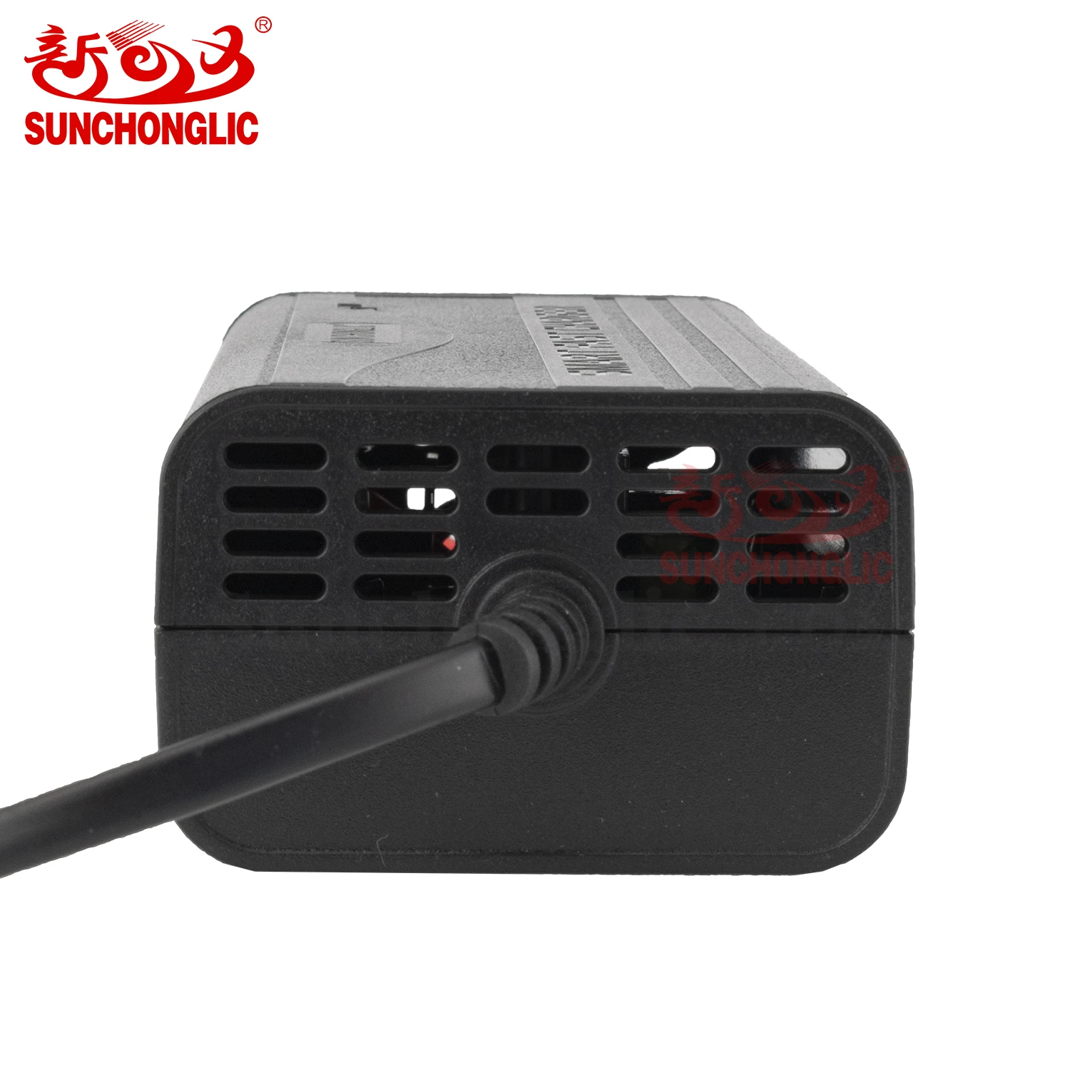 Sunchonglic portable mini 12V 3A 12 volt lead acid car auto vehicles battery charger