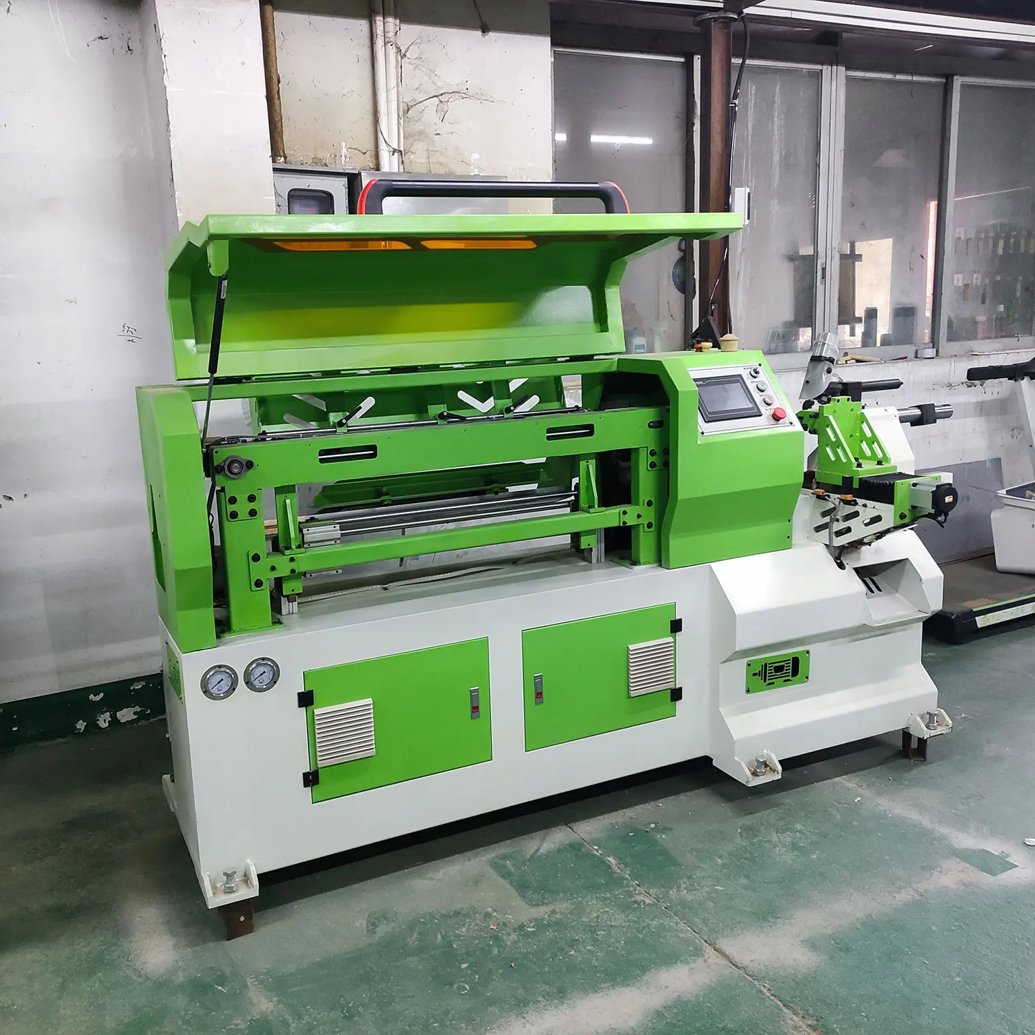 PL450 Automatic feeding wood lathe machine with engraving wood turning lathe machine
