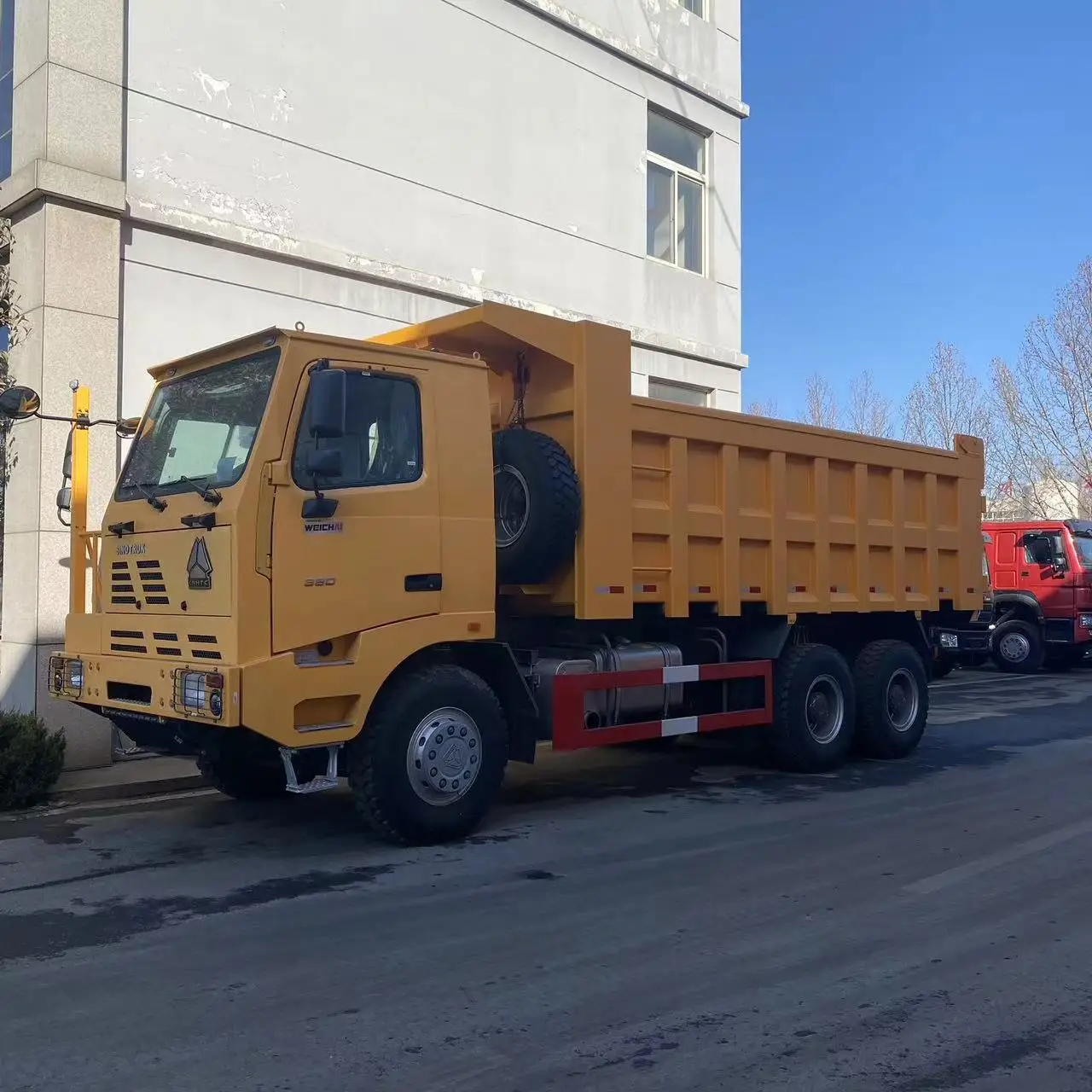 China Made New 10 Wheels 80 Ton Howo Mining Dump Truck