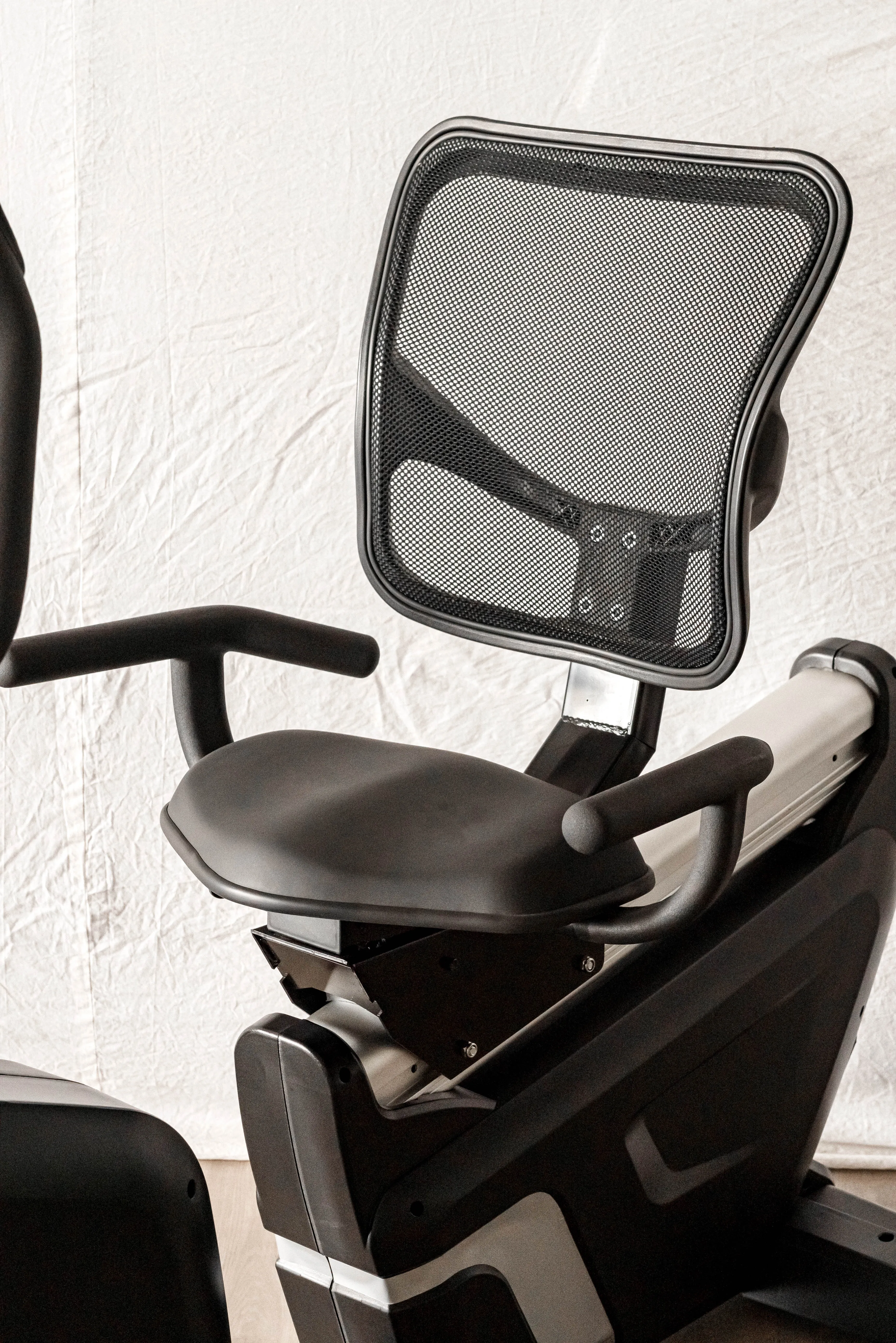 Factory Price Exercise Orbital Spin Bike Home Use Recumbent Cross Trainer Bike