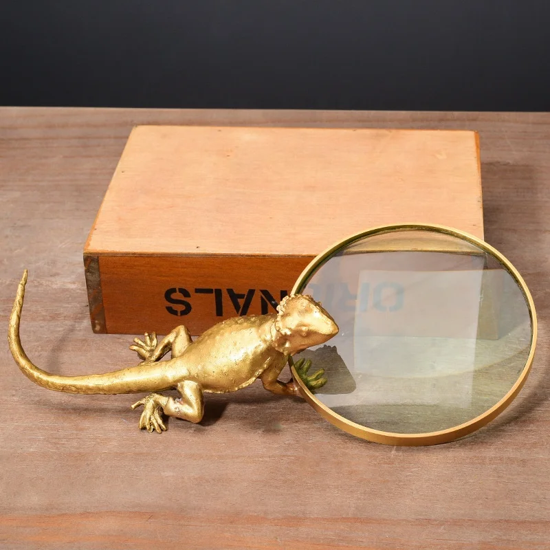 
Custom study magnifying glass lizard with copper furnishing articles 