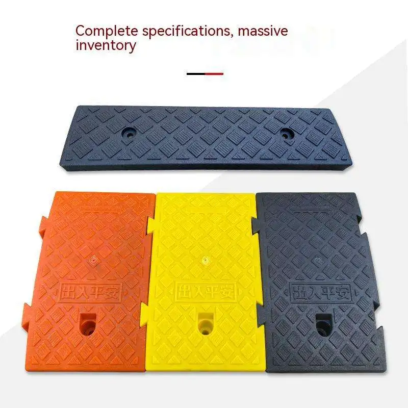 High Loading Capacity Road Car Park Kerb Rubber Threshold Kerb Ramp