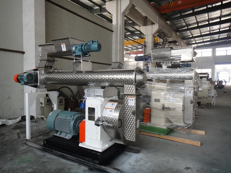 Large Capacity 1-10 T/H Pullet Poultry Feed Pellet Making Machine For Farm