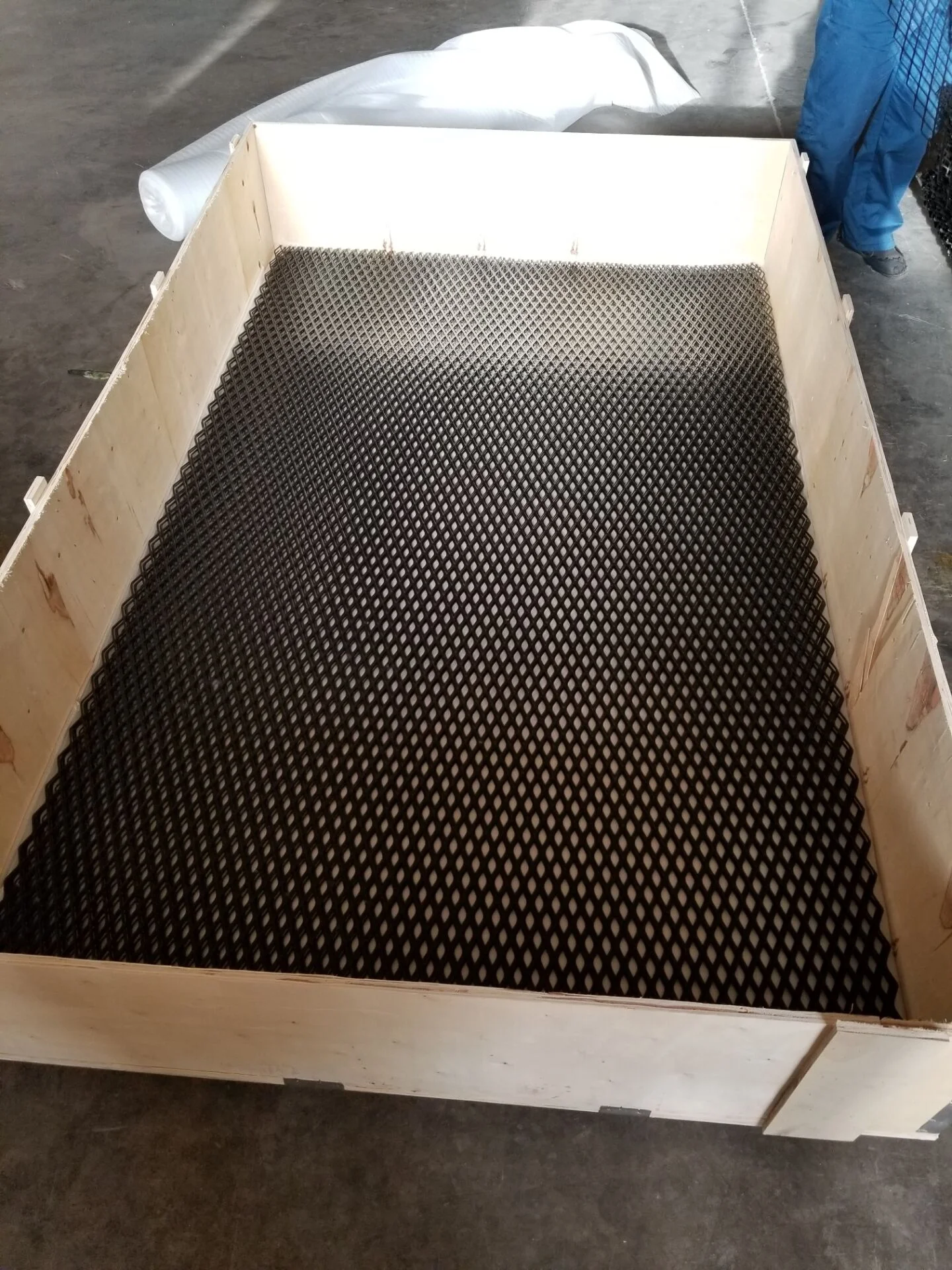 Плоский оцинкованный стальной черный порошковый расширенный