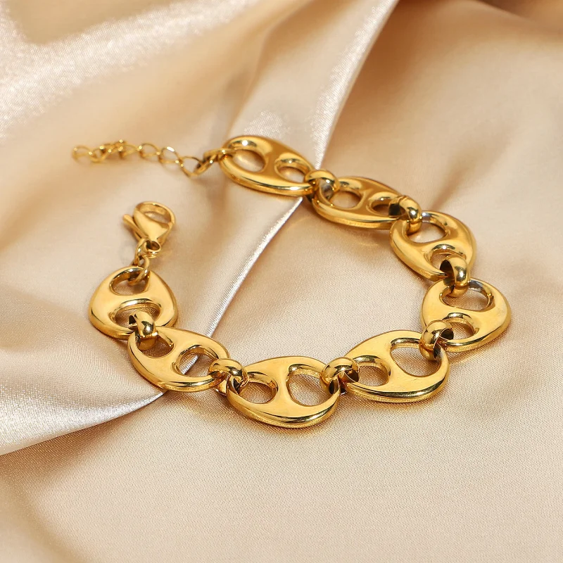 Wholesale Custom Hip Hop 18k Gold Silver S Plated Stainless Steel Girl Bracelet Pig Nose Button Coffee Bean Creative Bracelet