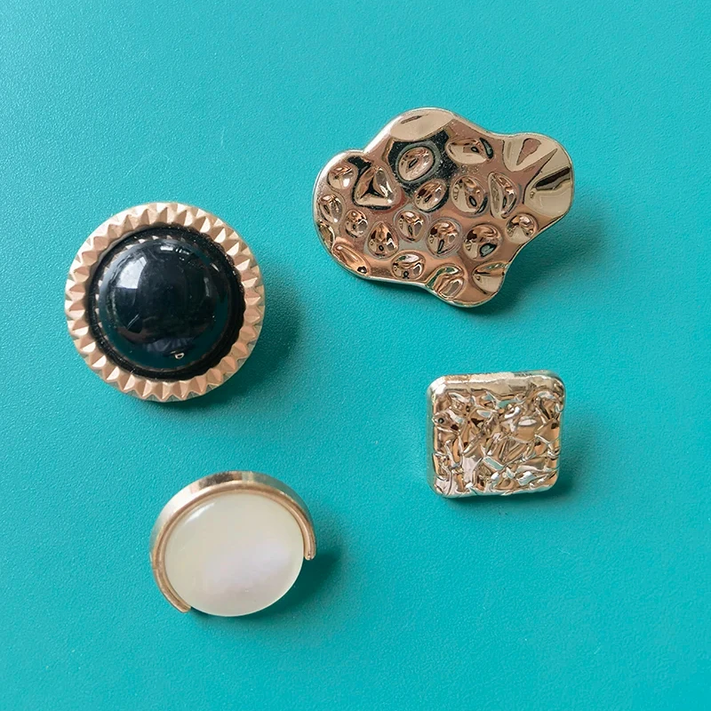 Factory wholesale fashion Alloy high quality star circular button Metal sewing decorative Irregular shape buttons of dress