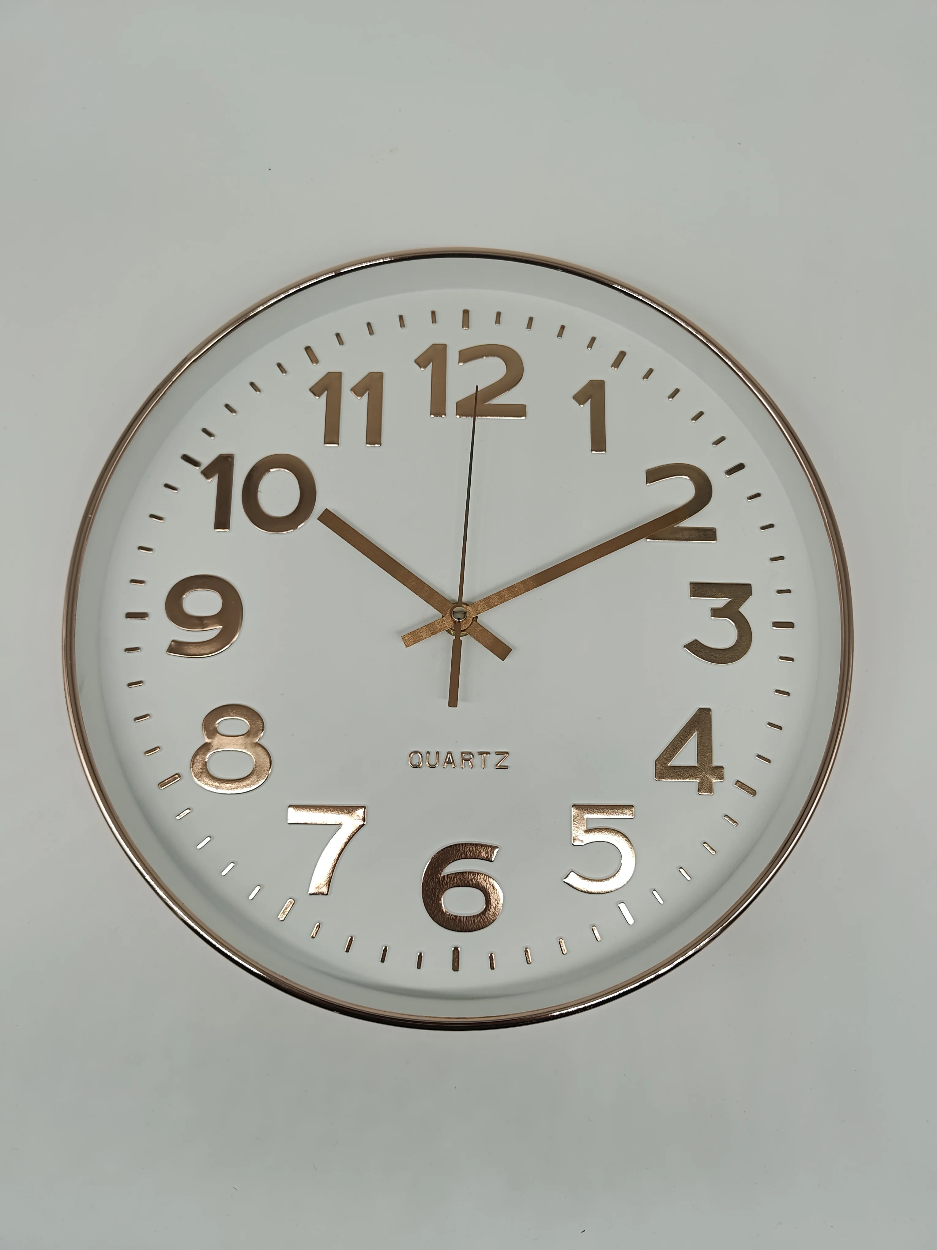 Circle silver plastic trim clock wall decor  Wall Clock Simple Typography Second Hand