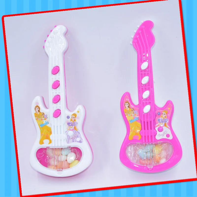 Toy candy 2020 best selling China toy with candy plastic music guitar toy promotion popular in russian and arab country