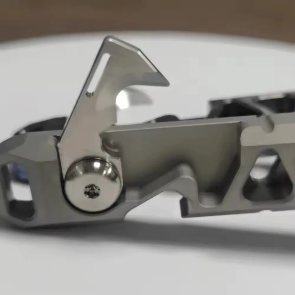 mini pry bar Keychain pry bar titanium Titanium Alloy Outdoor  hand tool pry Camping Bottle Opener Multifunctional EDC Widget