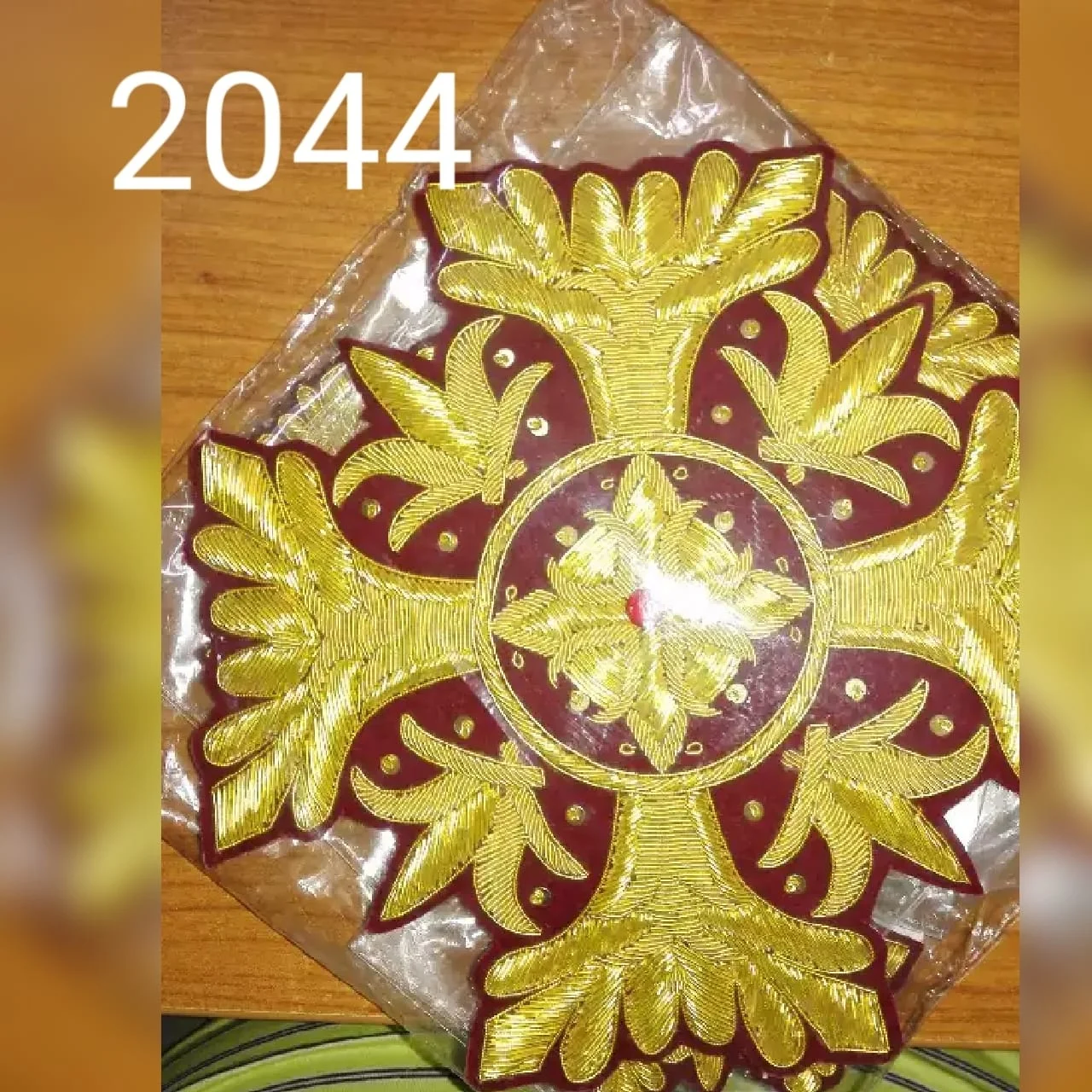 Оптовая продажа вышитые значки ручной работы из прочной ткани качественные дизайнерские аксессуары для униформы