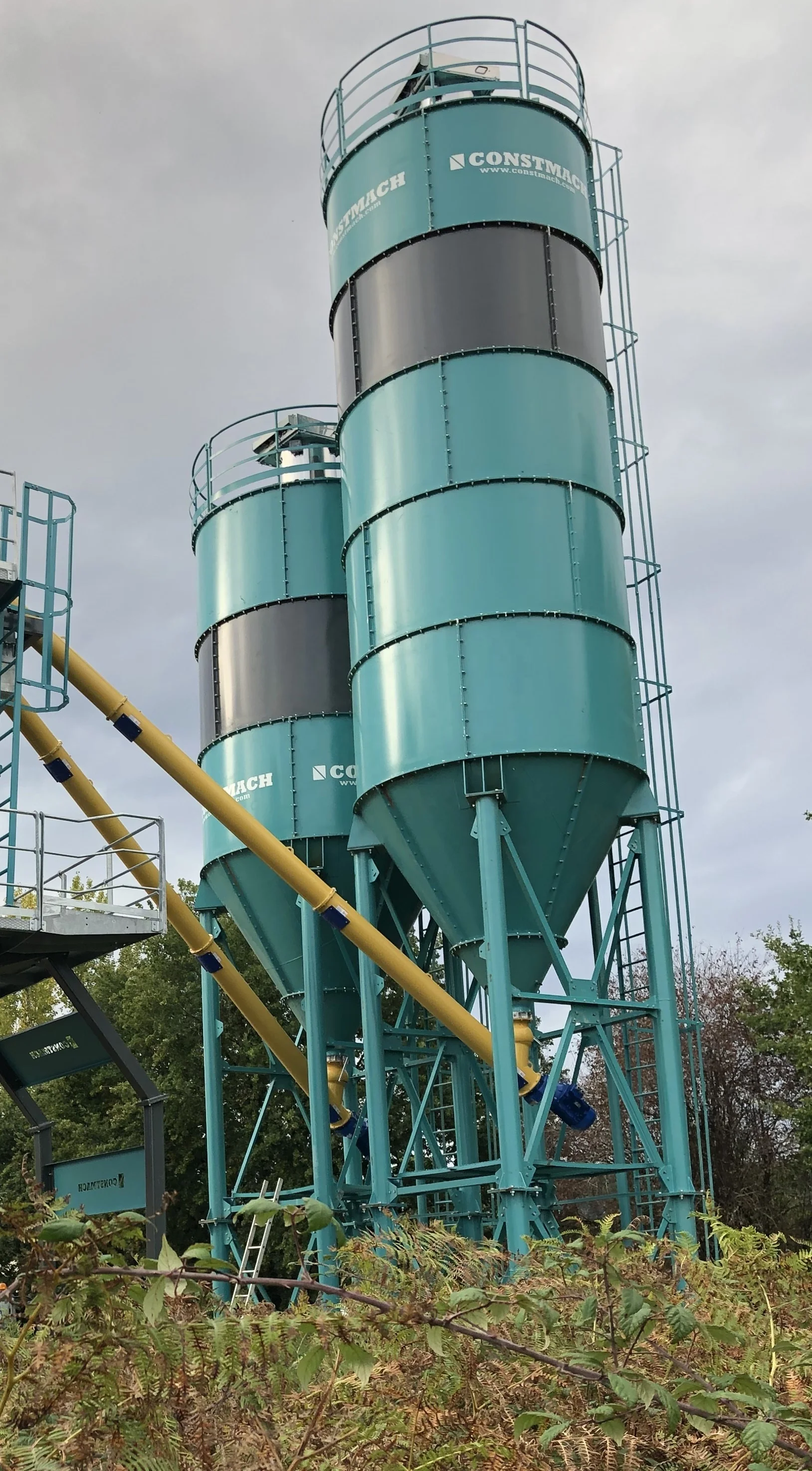 75 Tonnes Capacity CEMENT Storage SILO, CEMENT TANK Cement Silo Manufacturing Plant,construction Works Pump Powder Silo Provided