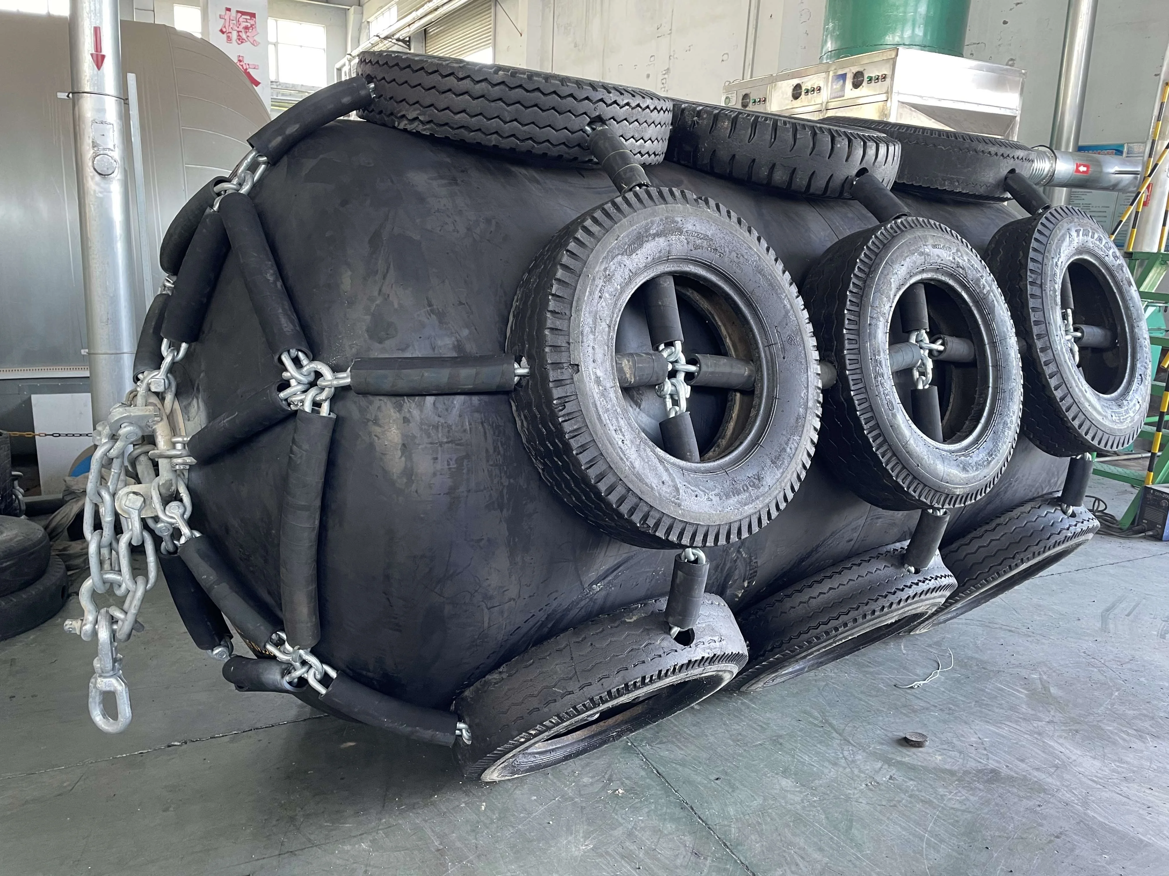 Yokohama type Marine ship factory directly supply Pneumatic Rubber Fenders
