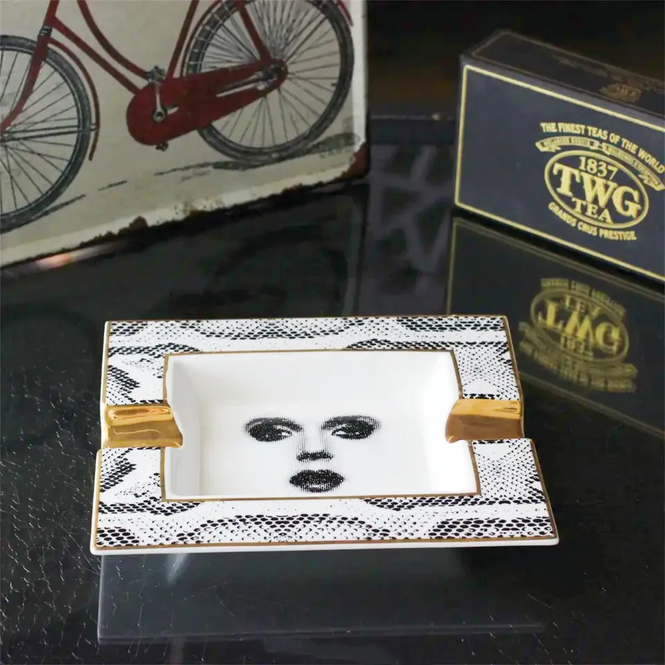 Ceramic Cigar ash tray Luxury design Cigar accessories Holder Customized color logo Gold For gift box Smoking shop