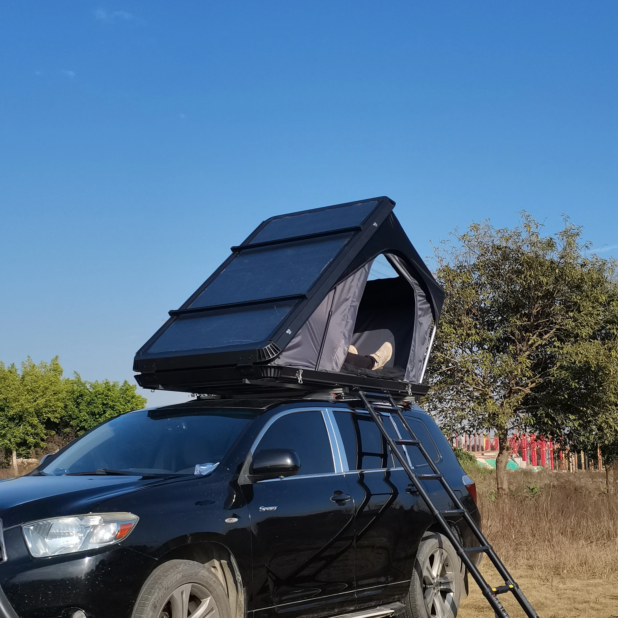 4X4 Off Road Car Rooftop Tent Hard Shell Aluminum Triangle Camping Roof Top Tent
