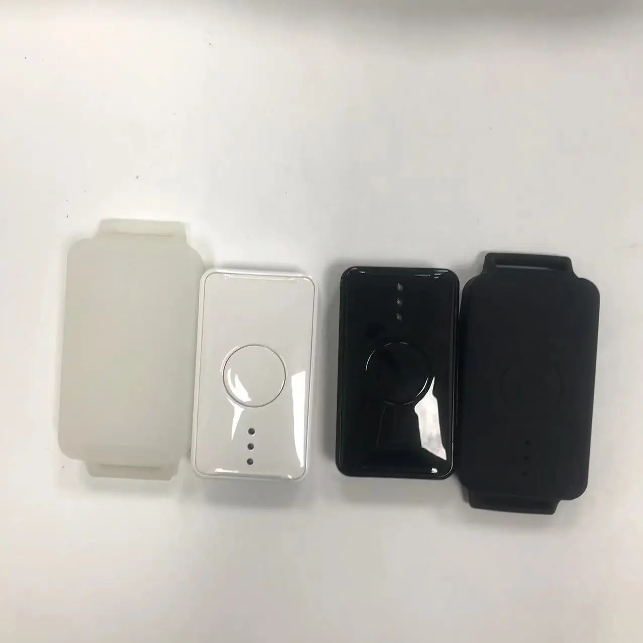 rastreador gps  Mini Pet GPS Tracker Dogs Cats Black GPS Tracking Anti-Lost Device Real Time Tracking Locator