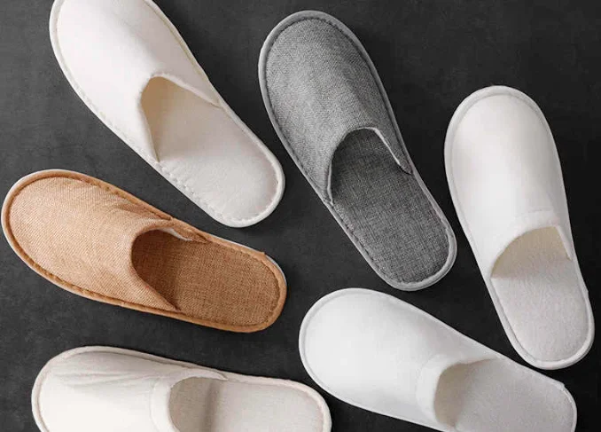 Wholesale Disposable Cheap Hotel Room Slippers Comfortable Felt Sole Slides Slippers For Women