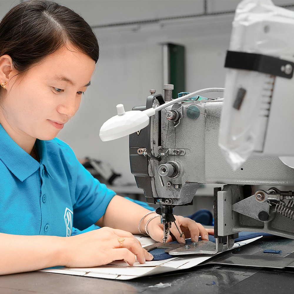 Premium Men Fashion Waterproof Shoulder Waist Side Bag Custom Fanny Pack