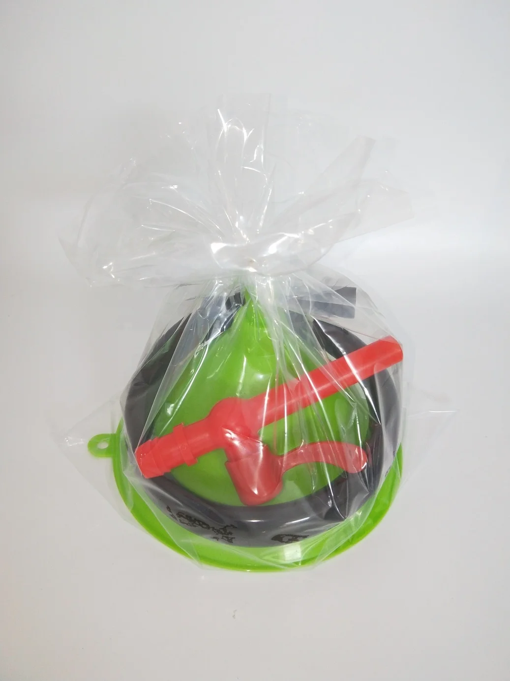 Factory Directly Wholesale Cheap Party Favor Drinking Colored Single Beer Can Bong