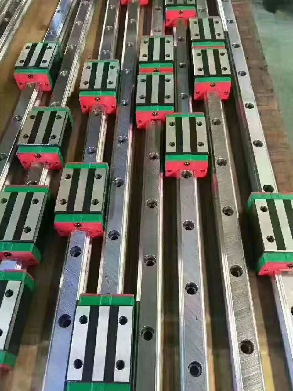  100% оригинальная линейная направляющая и блок HIWIN HGH25CA
