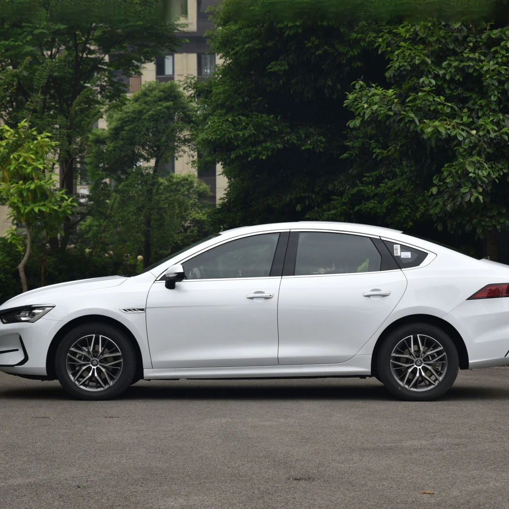 BYD QIN PLUS Upplies Off Road Used Electric Vehicle Battery Jack Electric  Car 4 Wheels Used Second Cars Electric Vehicle