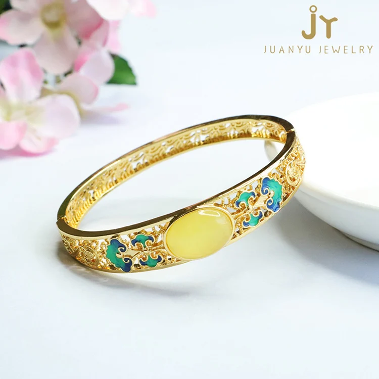 Hollow Out Gold Plated Brass Bangle Fashion Jewelry Cloisonne Amber Bangles for women Natural Stone Amber Bangles Wholesale
