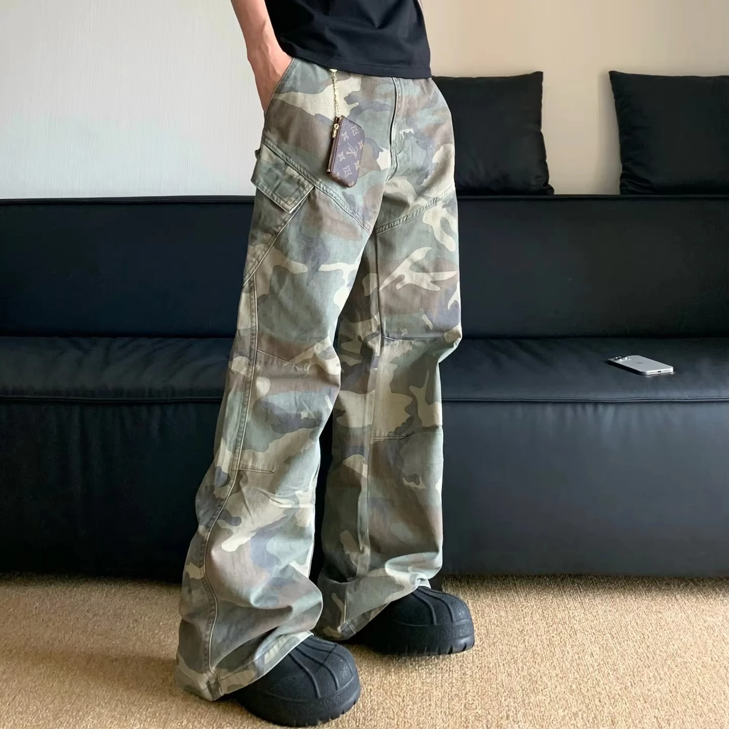 Men Hip Hop Camouflage work wear jeans Wide leg hiking pants loose straight leg Cargo Trouser Men Pants