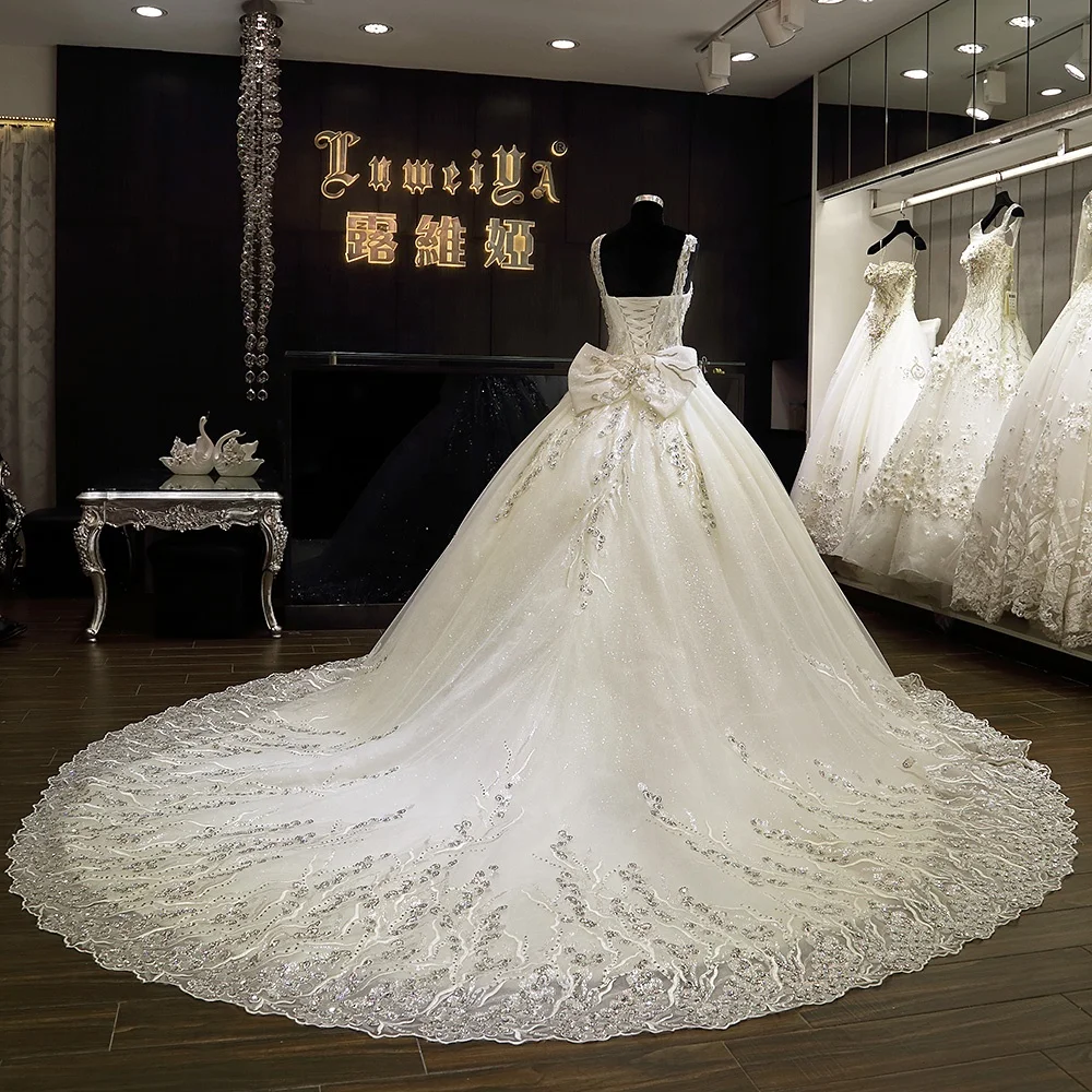 LUWEIYA  OEM Service Supply Type Lace Beaded Decoration ladies wedding dressing in Turkey