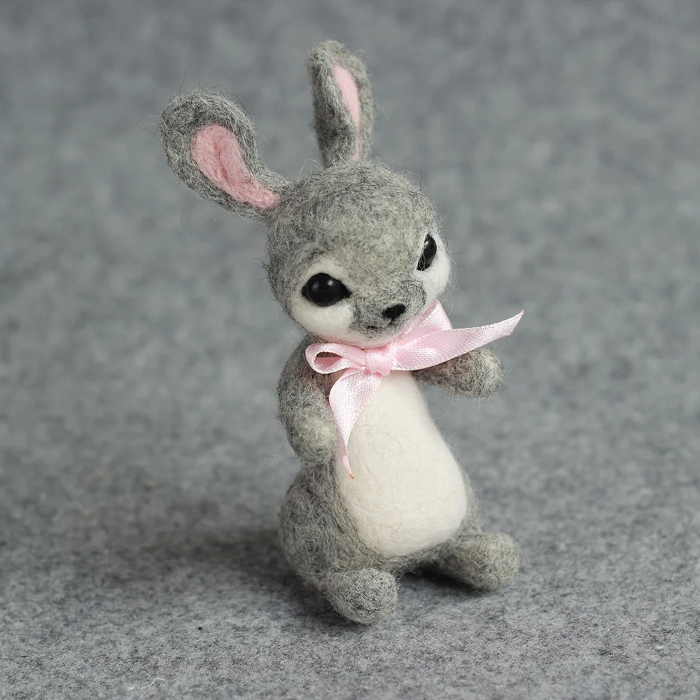 Needle Felting Starter Kit DIY Supplies Merino Wool for Felt Craft Beginners - Easter Rabbit and Eggs Needlework Felt Craft Set