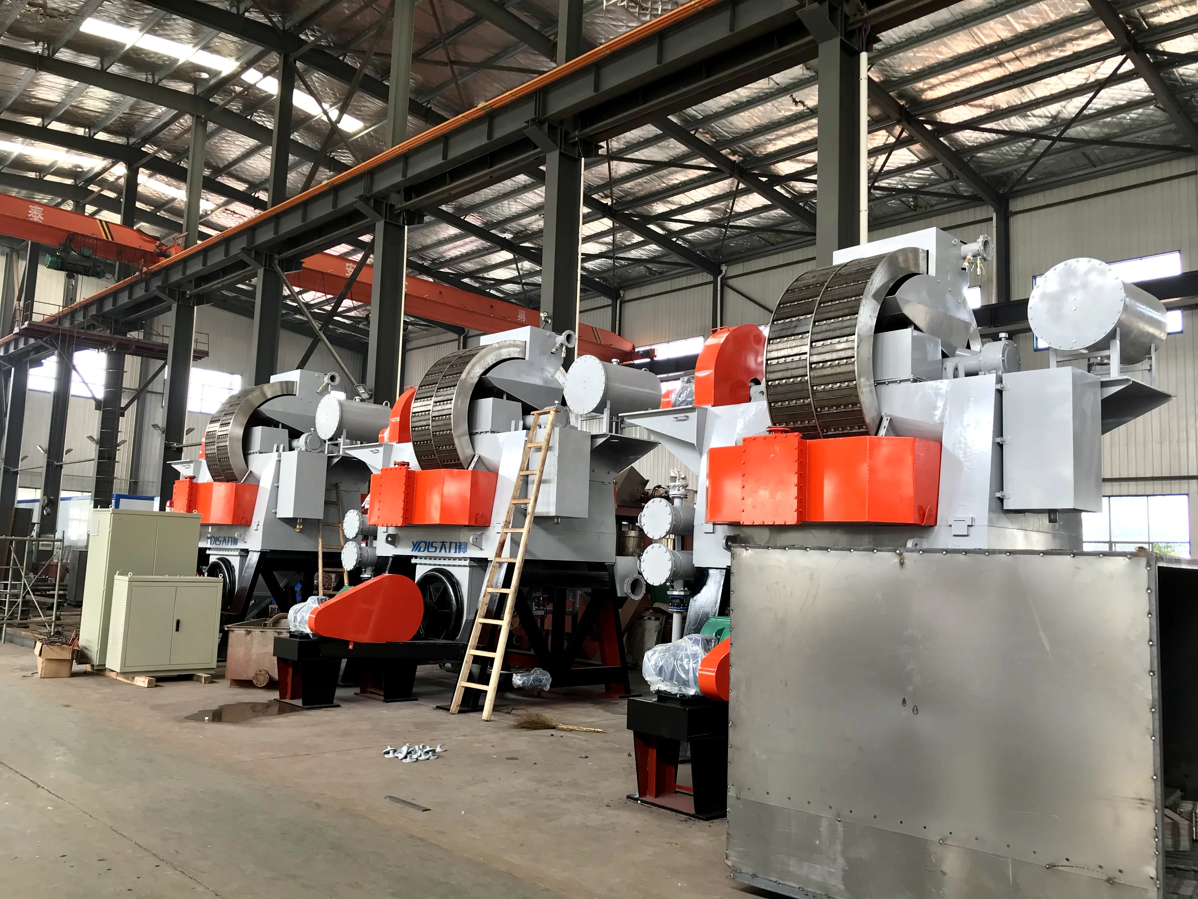 Magnetic Separator for Upgrading Feldspar Whiteness