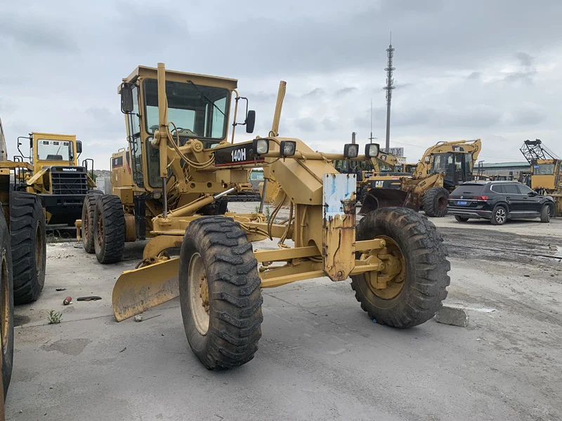 3 Shanks Ripper Used CAT 140H Motor Grader/CAT 140 Motor Grader