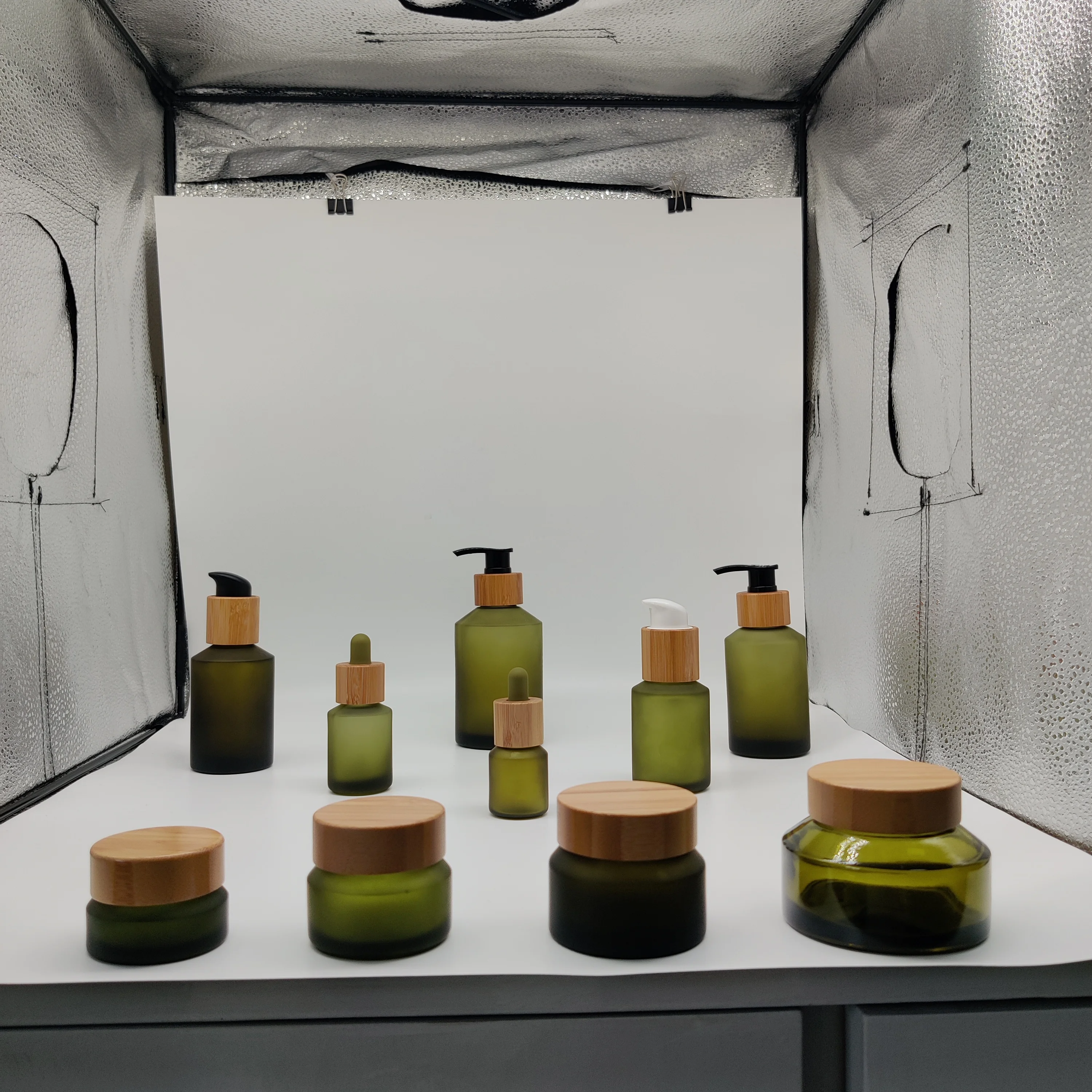 cosmetic packaging opal white cream glass jar with bamboo like lid