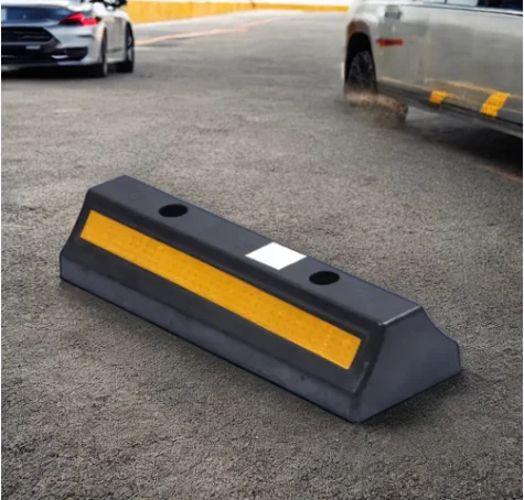 Rubber Car Wheel Stopper Truck Barrier Parking Protectors Roadway Product for Wheel STOPping Cars & Trucks