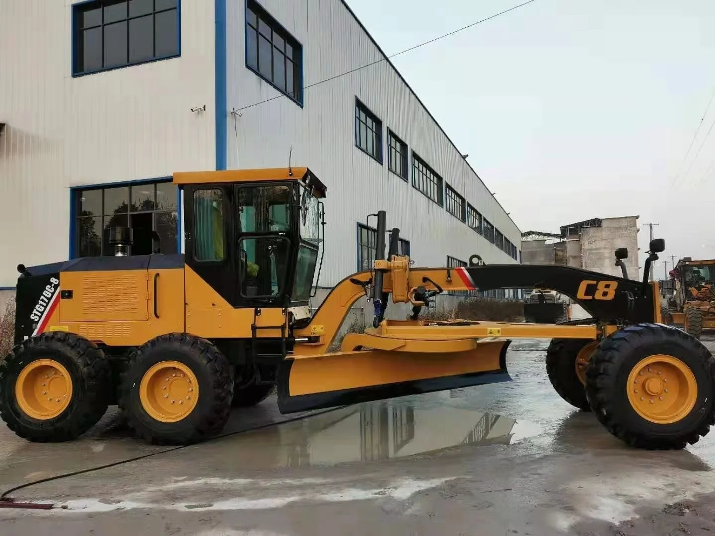 Brand new all wheel drive motor grader with front blade STG170C-8S motor grader made in china