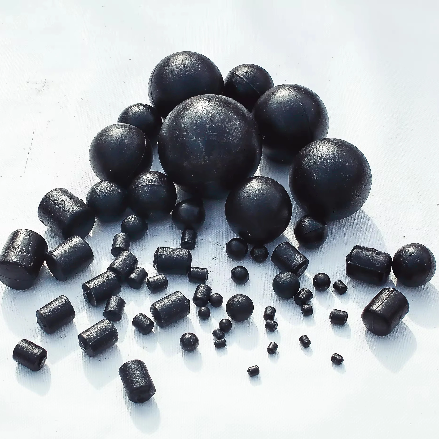 Good wear resistance50mm 60mm  High Chrome Mining steel ball Grinding medium ball for mine Cement plant