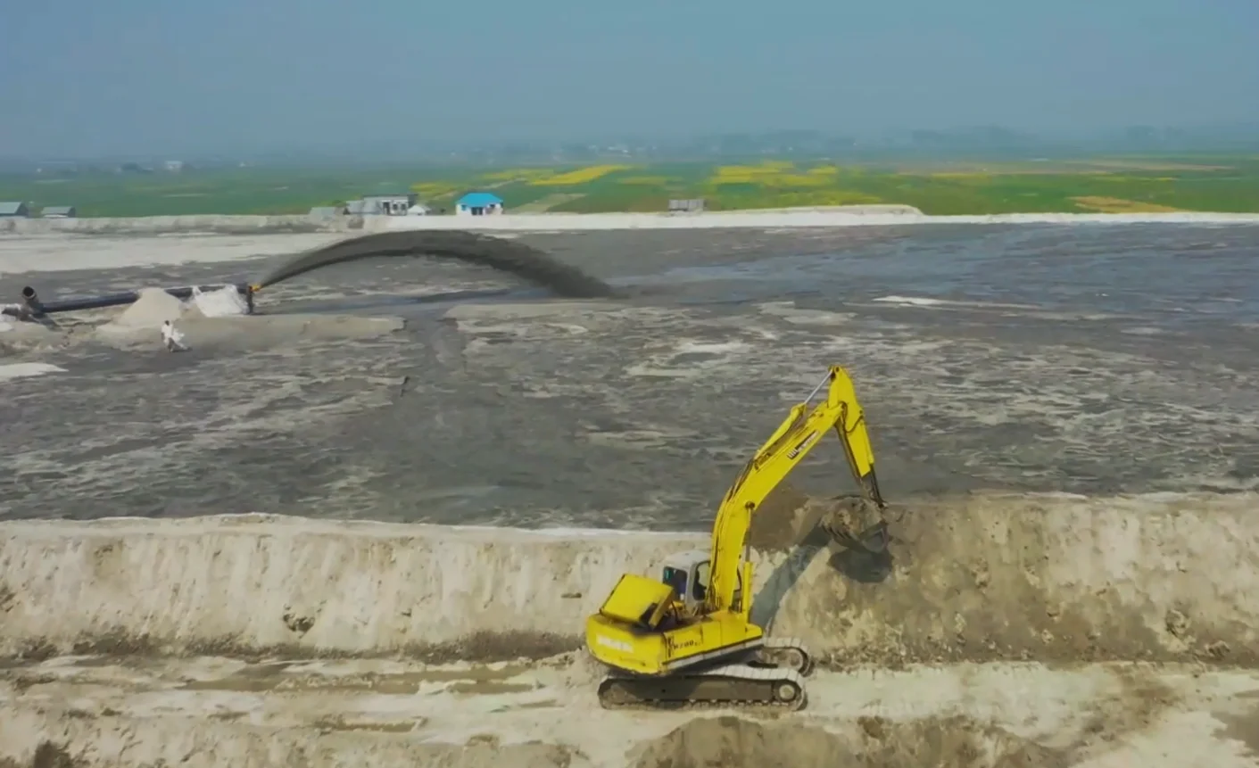 Всасывающий земснаряд золотодобывающая техника для удаления воды в реке/озере с дизельным двигателем