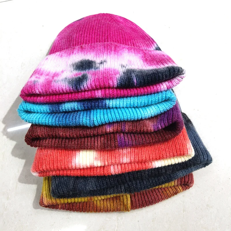 China wholesale at all seasons colorful tie-dye customizable warmth couple knitted hat for