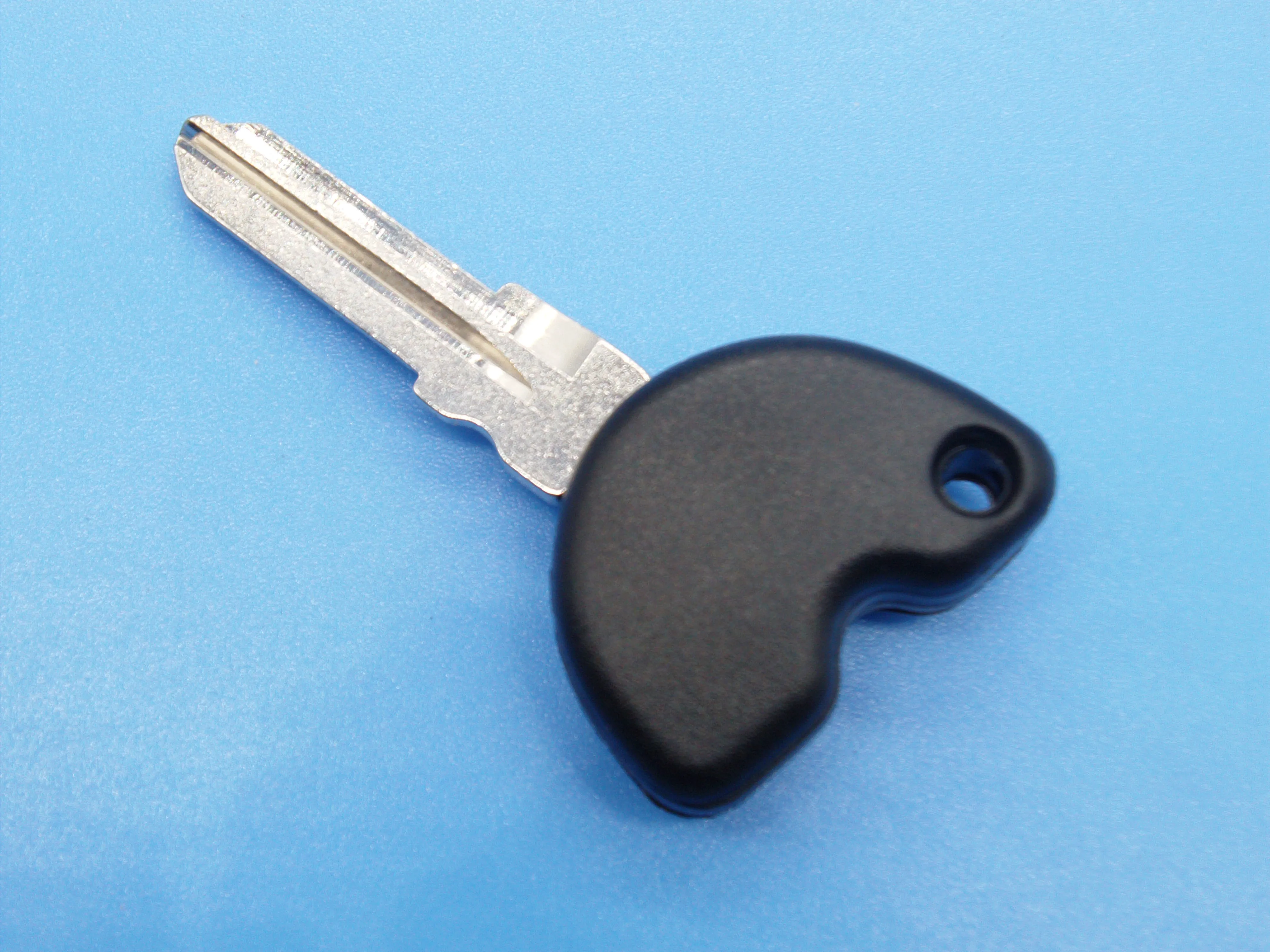 Motorcycle transponder key blank case cover for Vespa