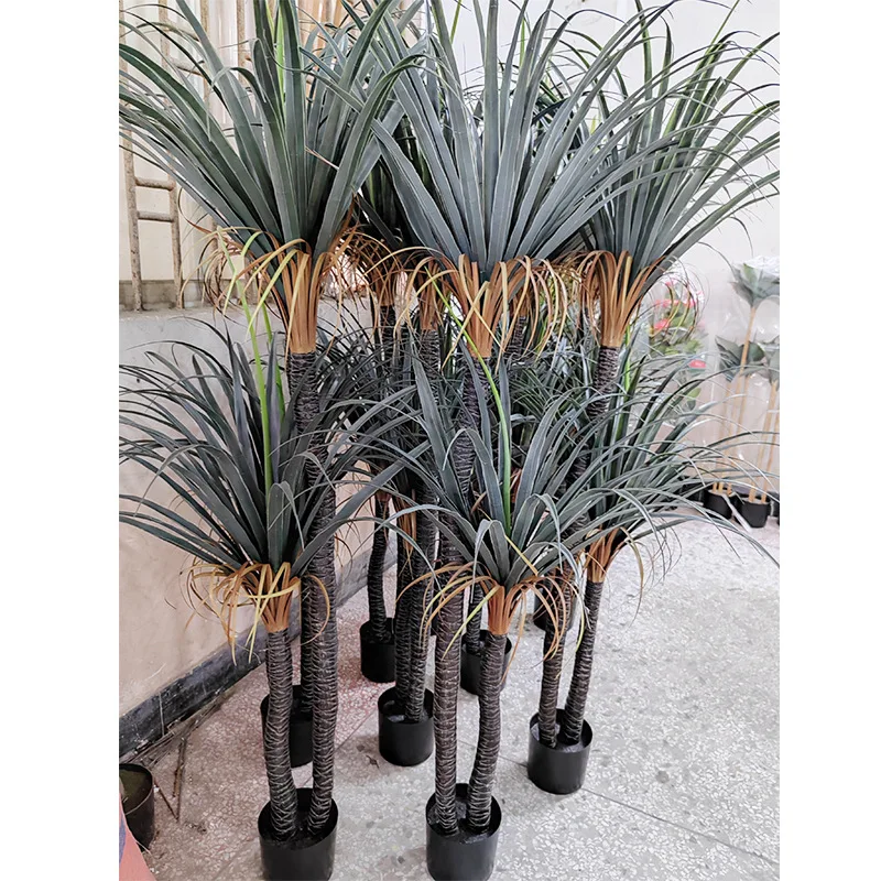 Wholesale Artificial Trees Indoor Decor Custom Price Artificial Palm Tree Plant Outdoor OEM/ODM Artificial Plants in Pots