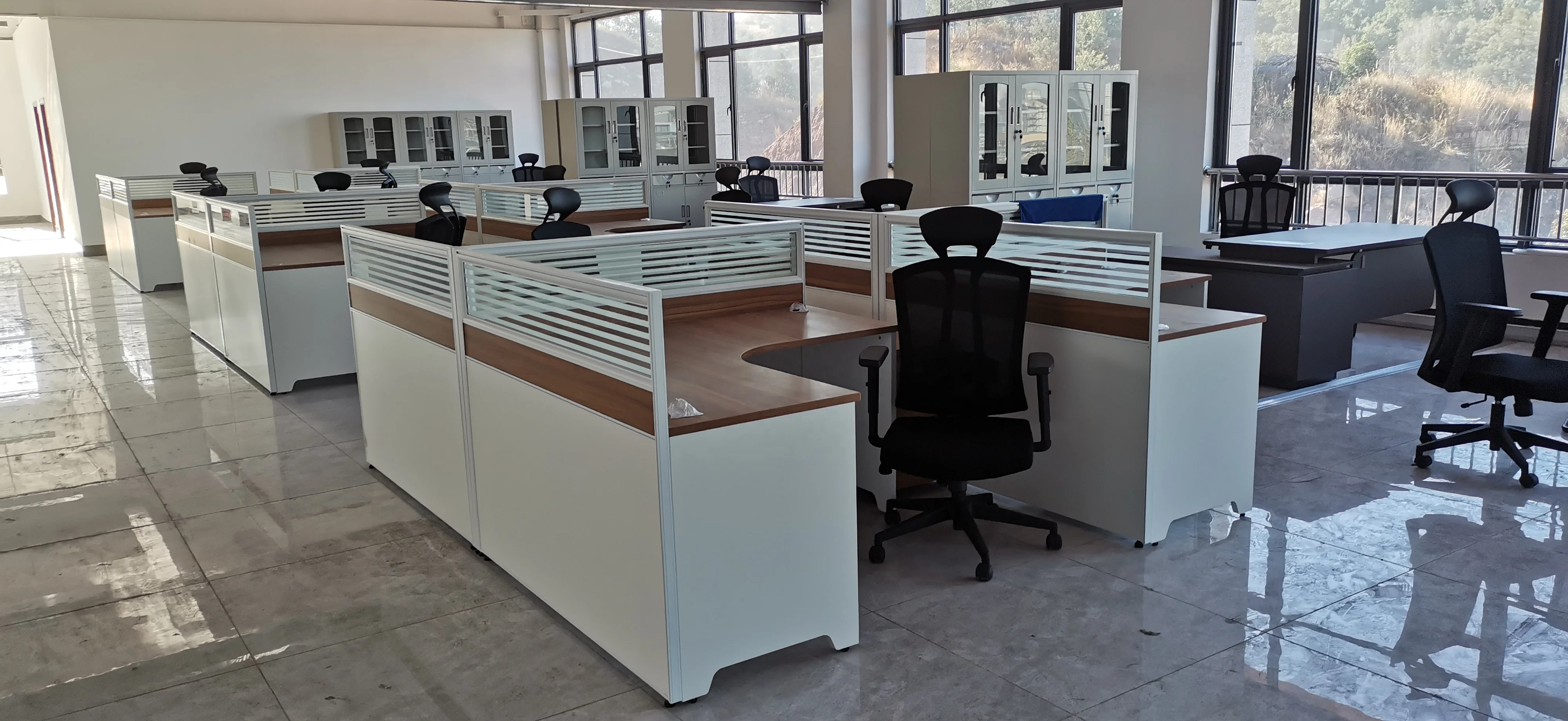 Foshan office furniture customized L shape modern office cubicle for 8 person