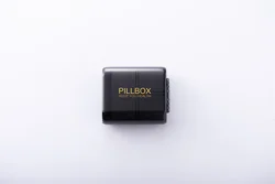 Pinmoo новый дизайн, квадратная портативная пластиковая коробка для таблеток, мини-диспенсер для таблеток, коробка, органайзер