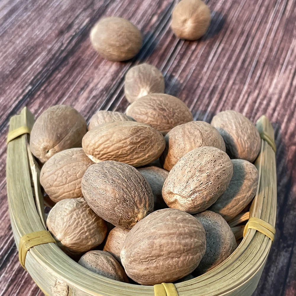 Лидер продаж 2021 экспортные качественные травы и специи коричневого цвета сушеные фасоль или порошок Muscade мускатный орех для оптовой продажи