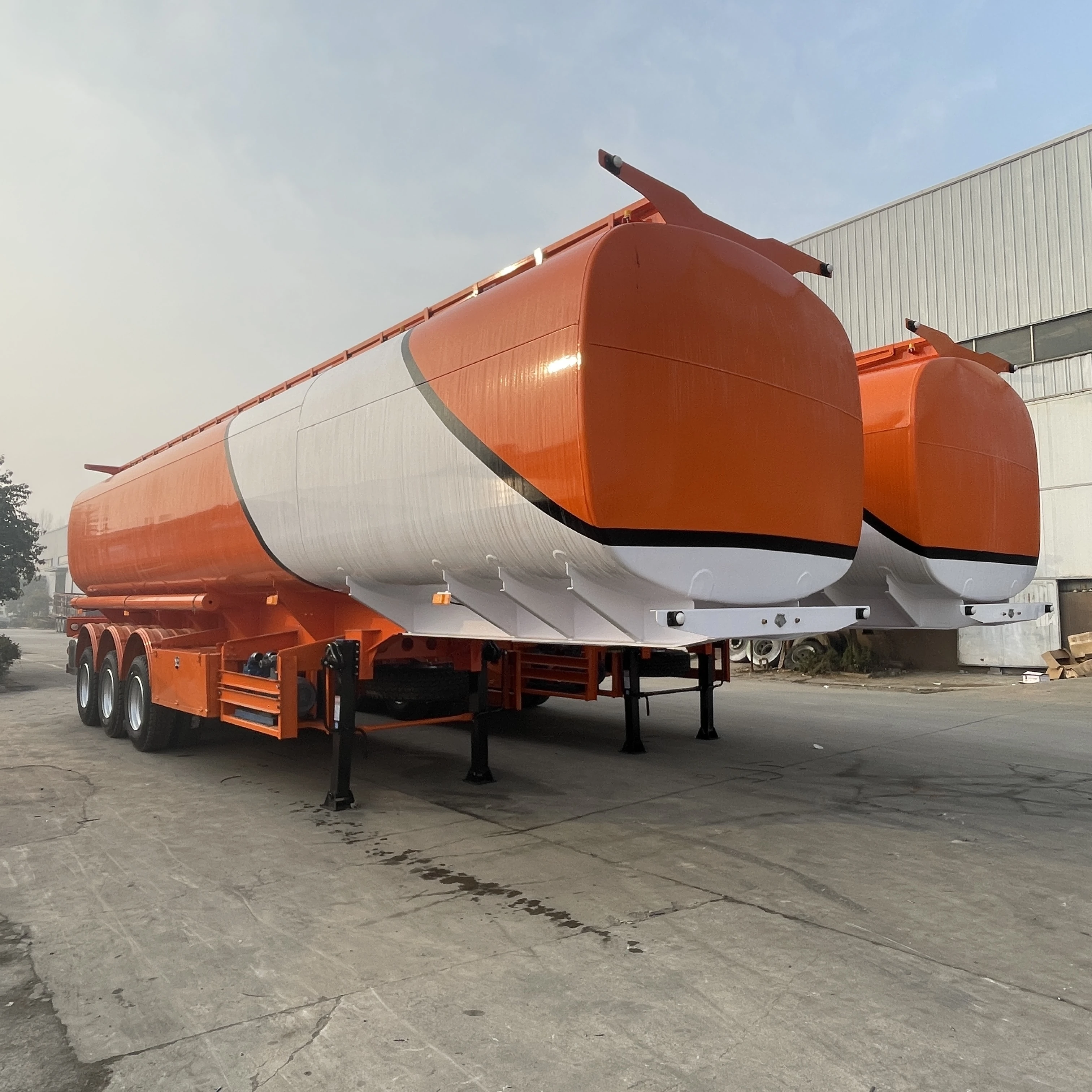 Б/у Танк сжиженного нефтяного газа LPG танкер трейлер 60 Cbm Lpg для продажи